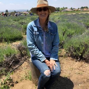 Meet your Posher, Mary beth